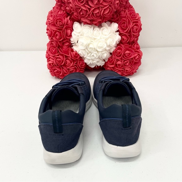 New Clarks Cloudsteppers blue slip on sneakers shoes size 8 - Picture 5 of 8